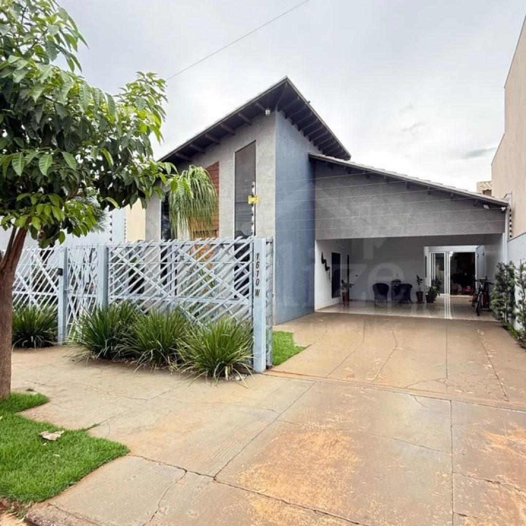 001 FACHADA